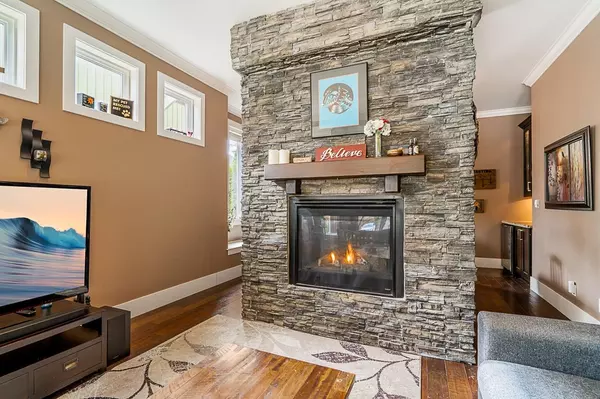 1355 Depot RD #3 Squamish, BC V0N 1H0