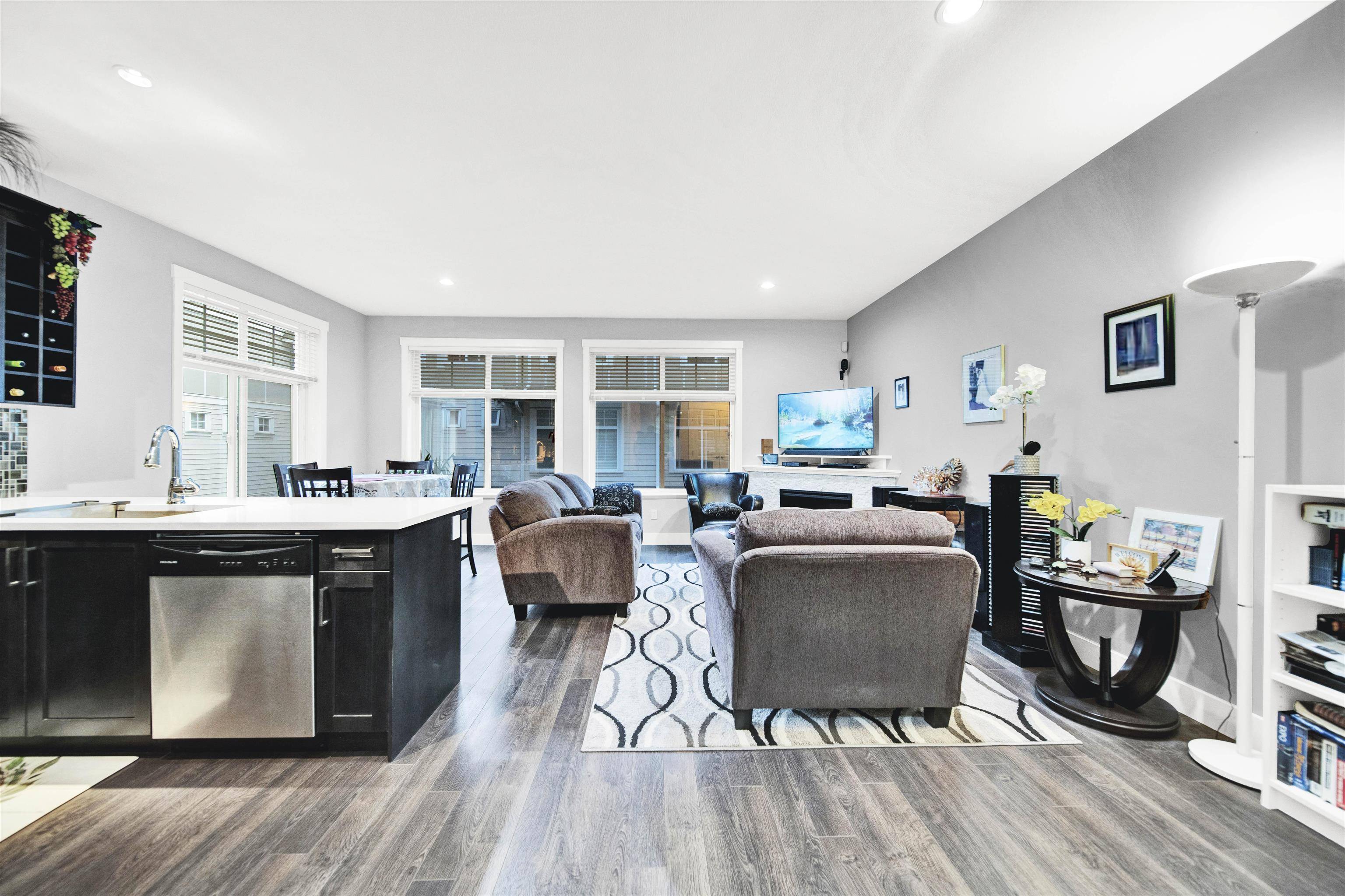 12775 63 AVE #33 Surrey, BC V3X 0E9