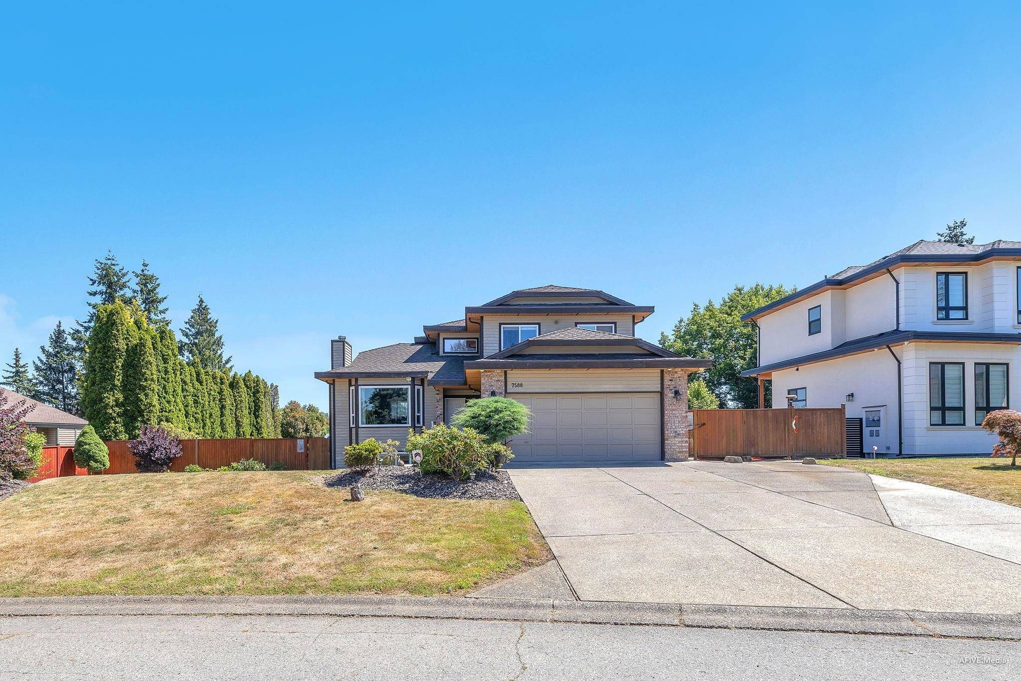 Surrey, BC V3S 6P2,7588 150a ST