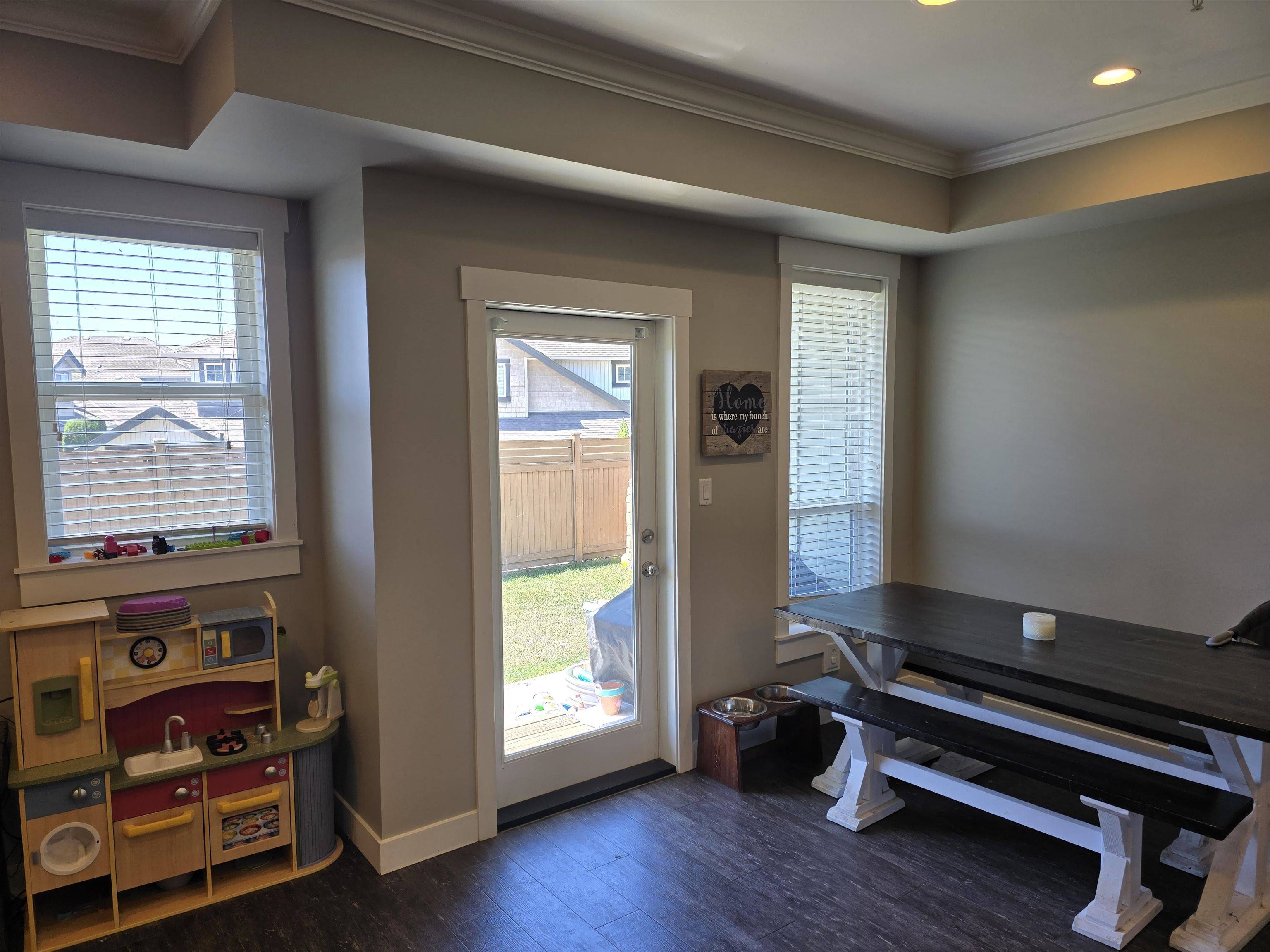 Chilliwack, BC V2R 0Y5,6491 Vedder RD #14