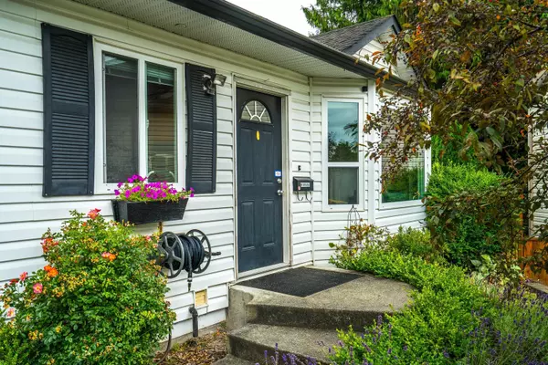 Surrey, BC V3S 5V8,18096 61 AVE