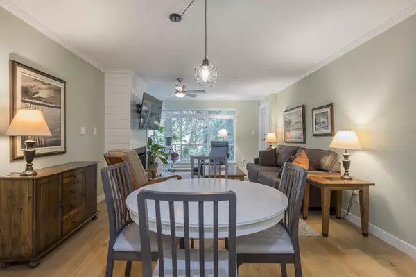 Abbotsford, BC V2S 7K2,33280 E Bourquin CRES #210