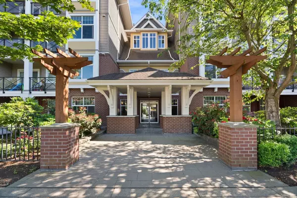Surrey, BC V3S 1J1,17712 57a AVE #409
