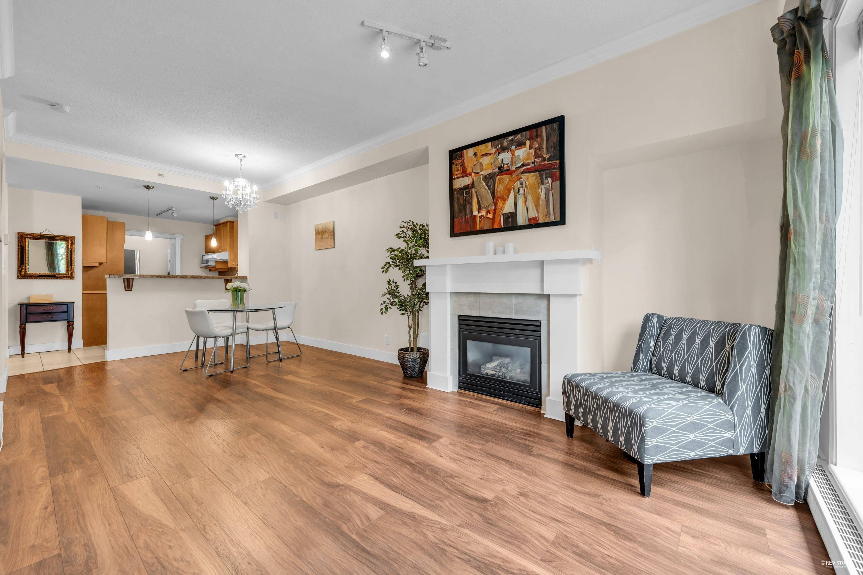 Vancouver, BC V6M 4M4,5790 East Boulevard #304