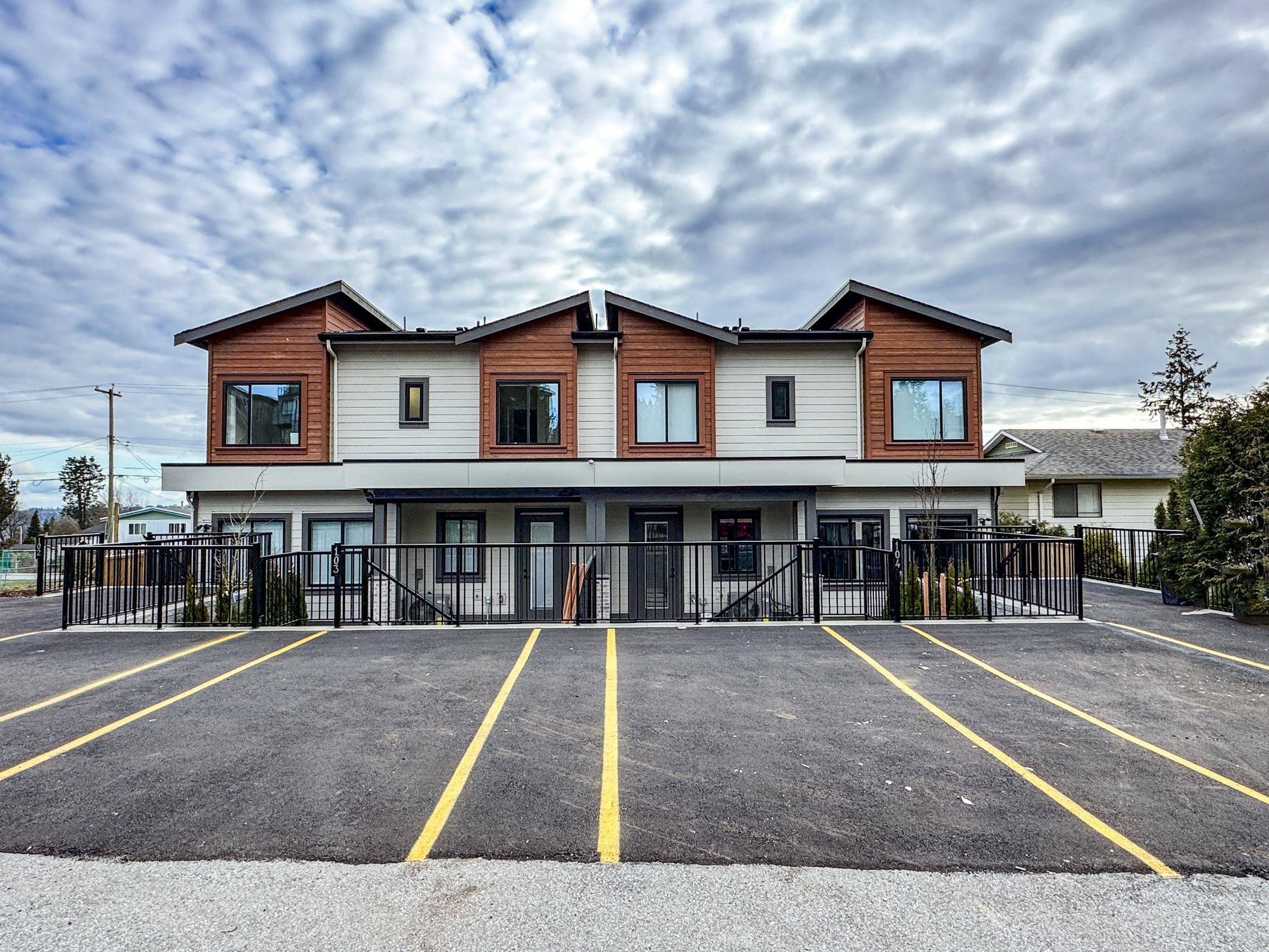 Coquitlam, BC V3K 3G8,941 Dansey AVE #103