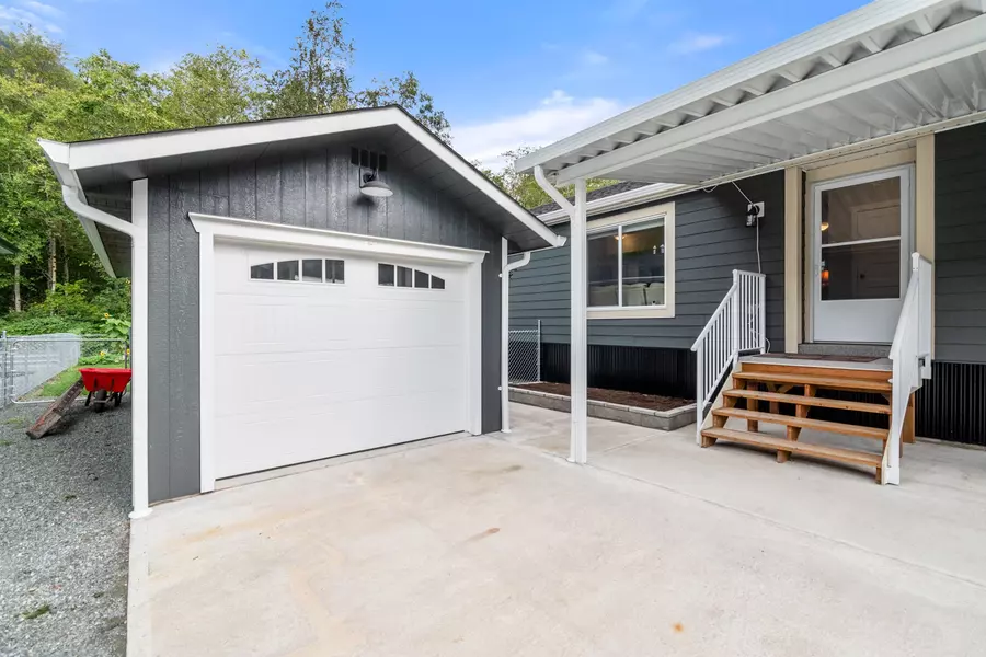59060 Lougheed HWY #36, Hope, BC V0X 1L3