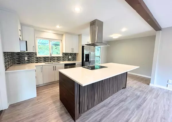 22489 Brickwood Close, Maple Ridge, BC V2X 2E6