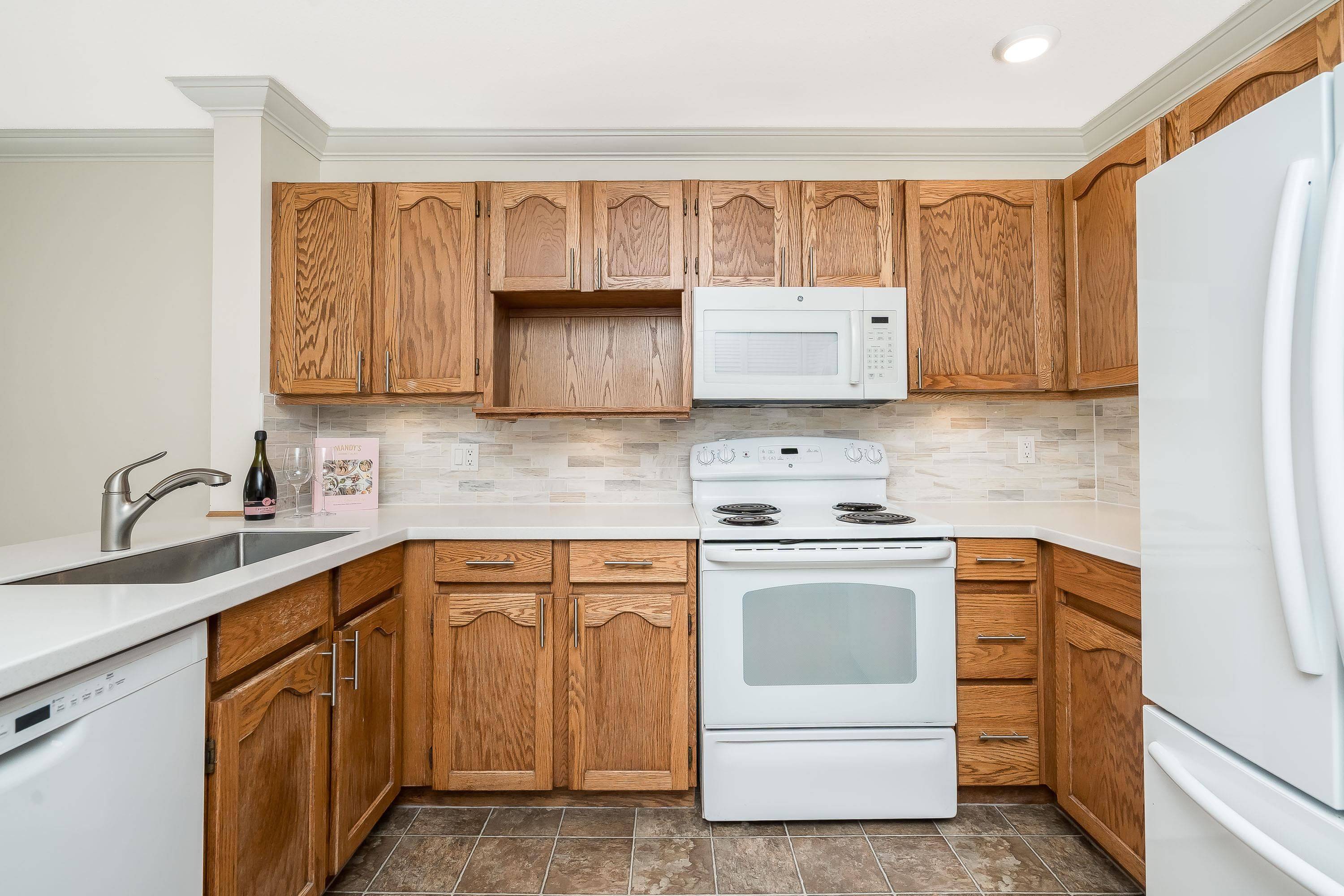 22308 124 AVE #1 Maple Ridge, BC V2X 0R6