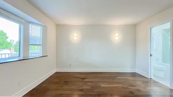 Burnaby, BC V5G 2W7,5076 Smith AVE