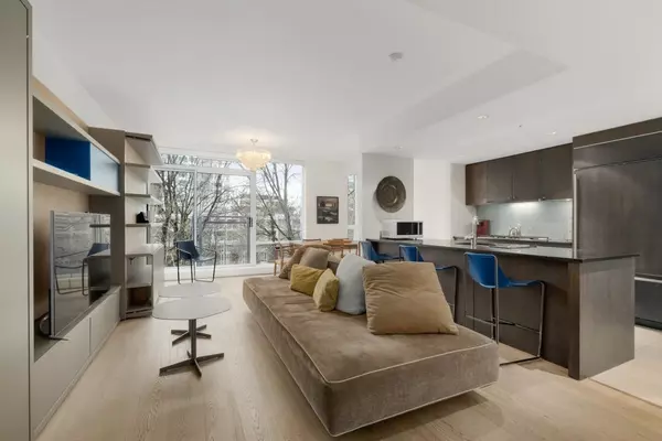 1455 Howe ST #203, Vancouver, BC V6Z 1C2