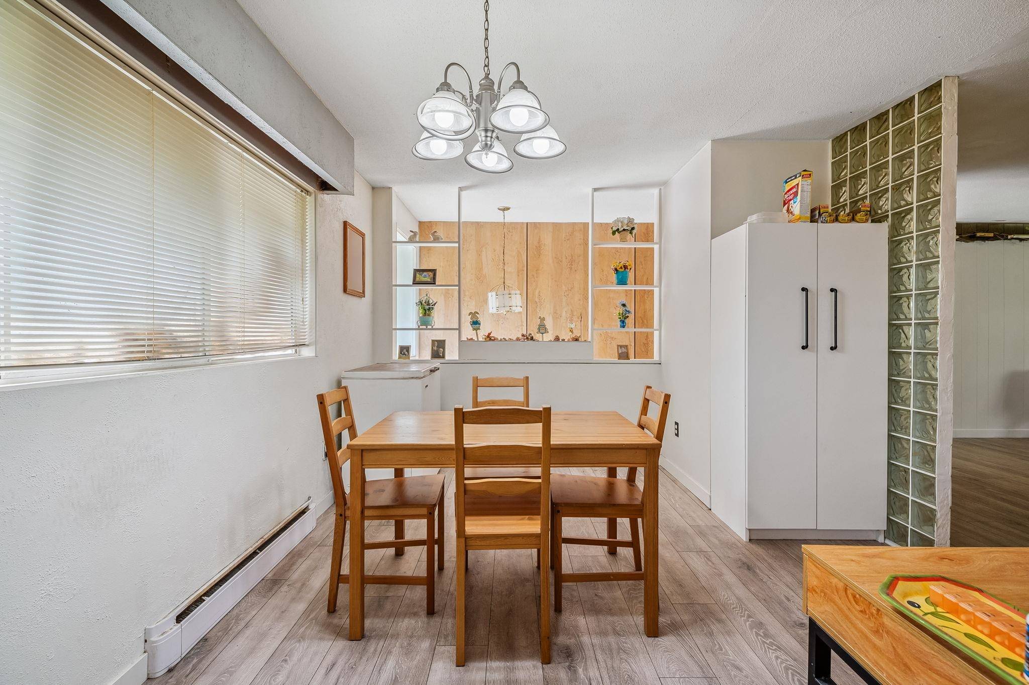 1134 Chateau PL Port Moody, BC V3H 1N6