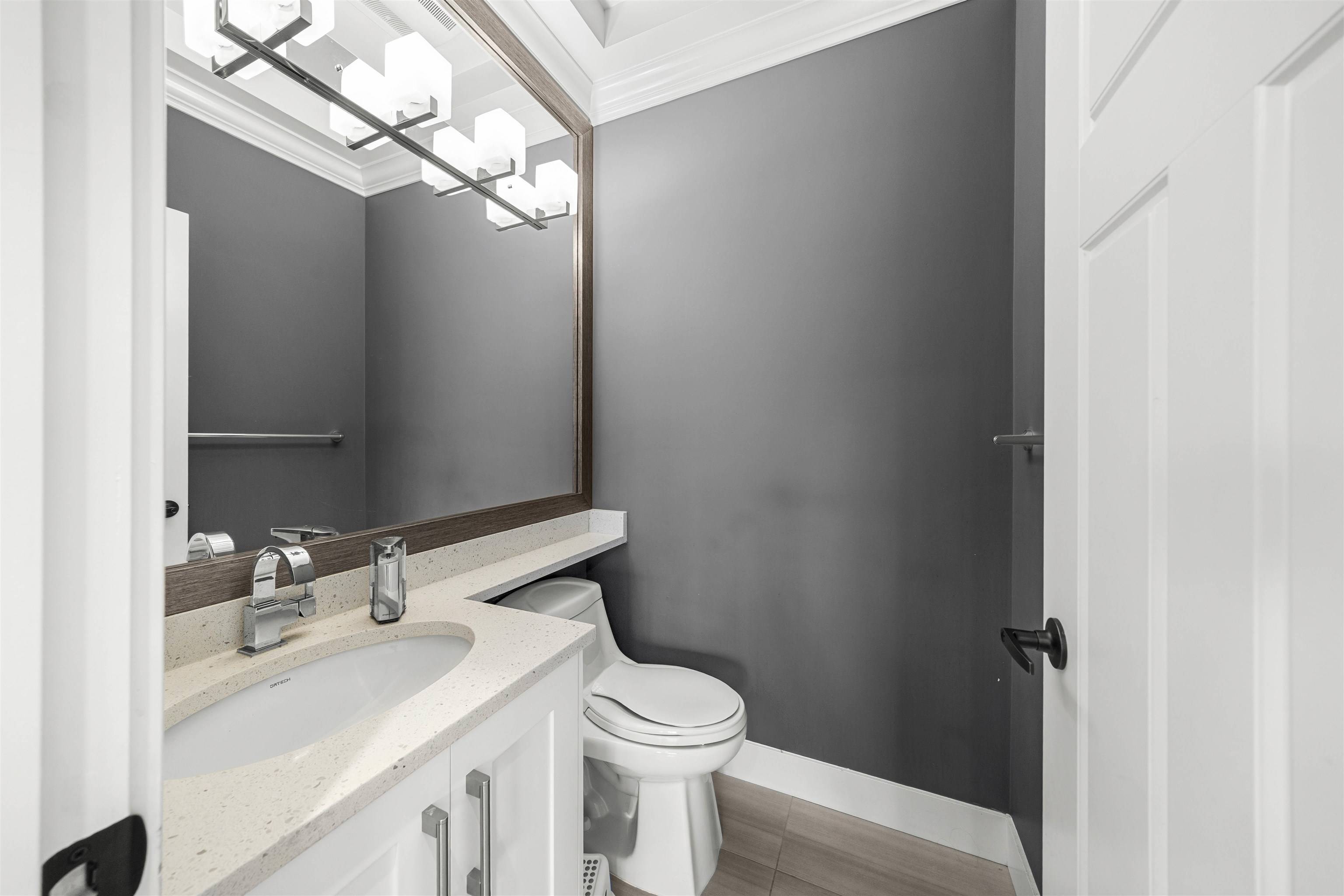 4685 Canada WAY #2 Burnaby, BC V5G 1K9
