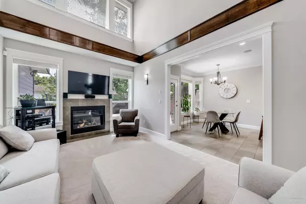 Surrey, BC V4N 2X1,15688 92 AVE