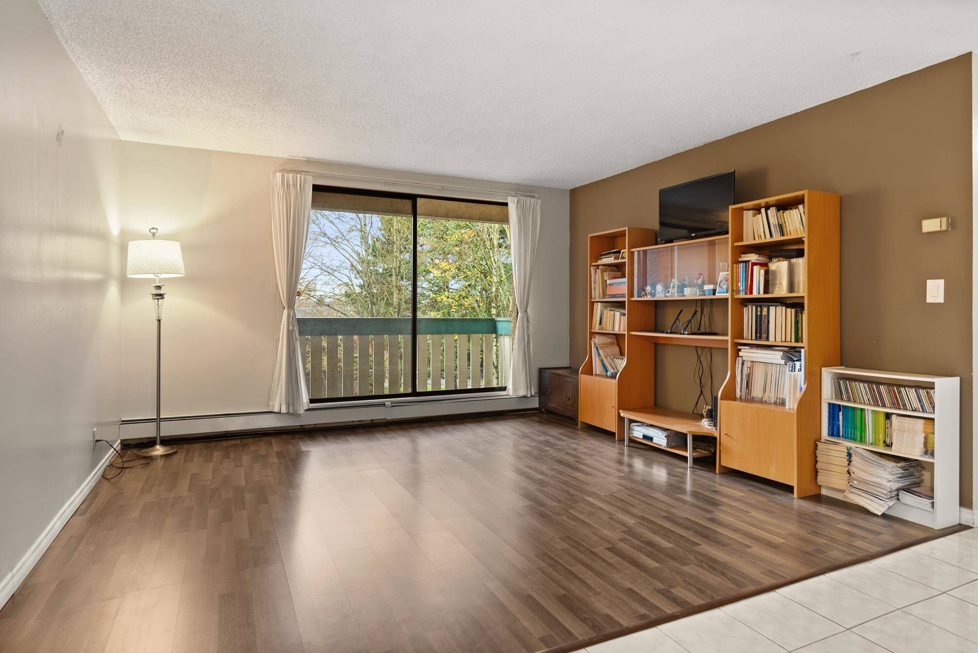 Richmond, BC V6Y 3A3,8540 Citation DR #218
