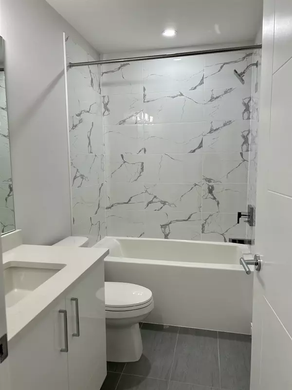 32690 14th AVE #406 Mission, BC V2V 0K5