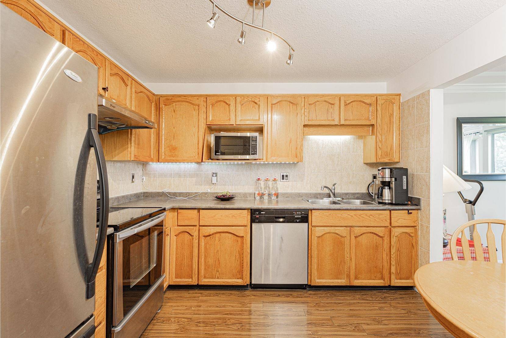 8600 Lansdowne RD #252 Richmond, BC V6X 3L6