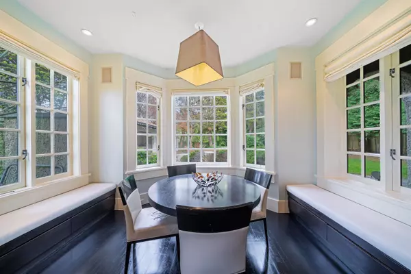 Vancouver, BC V6T 1W1,1610 Wesbrook CRES