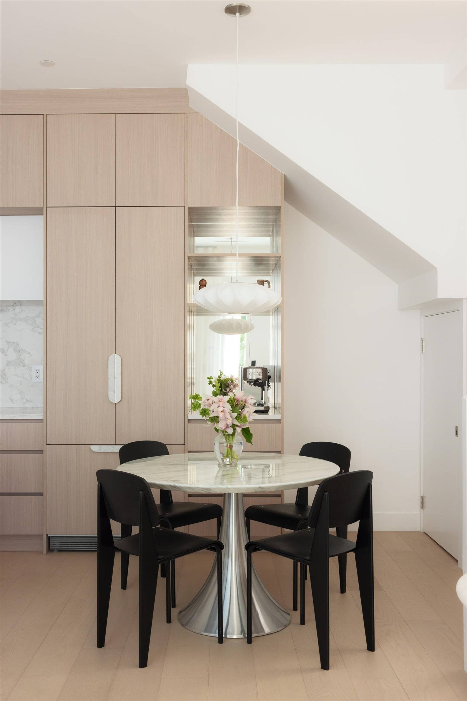 3422 Pandora ST Vancouver, BC V5K 1W8