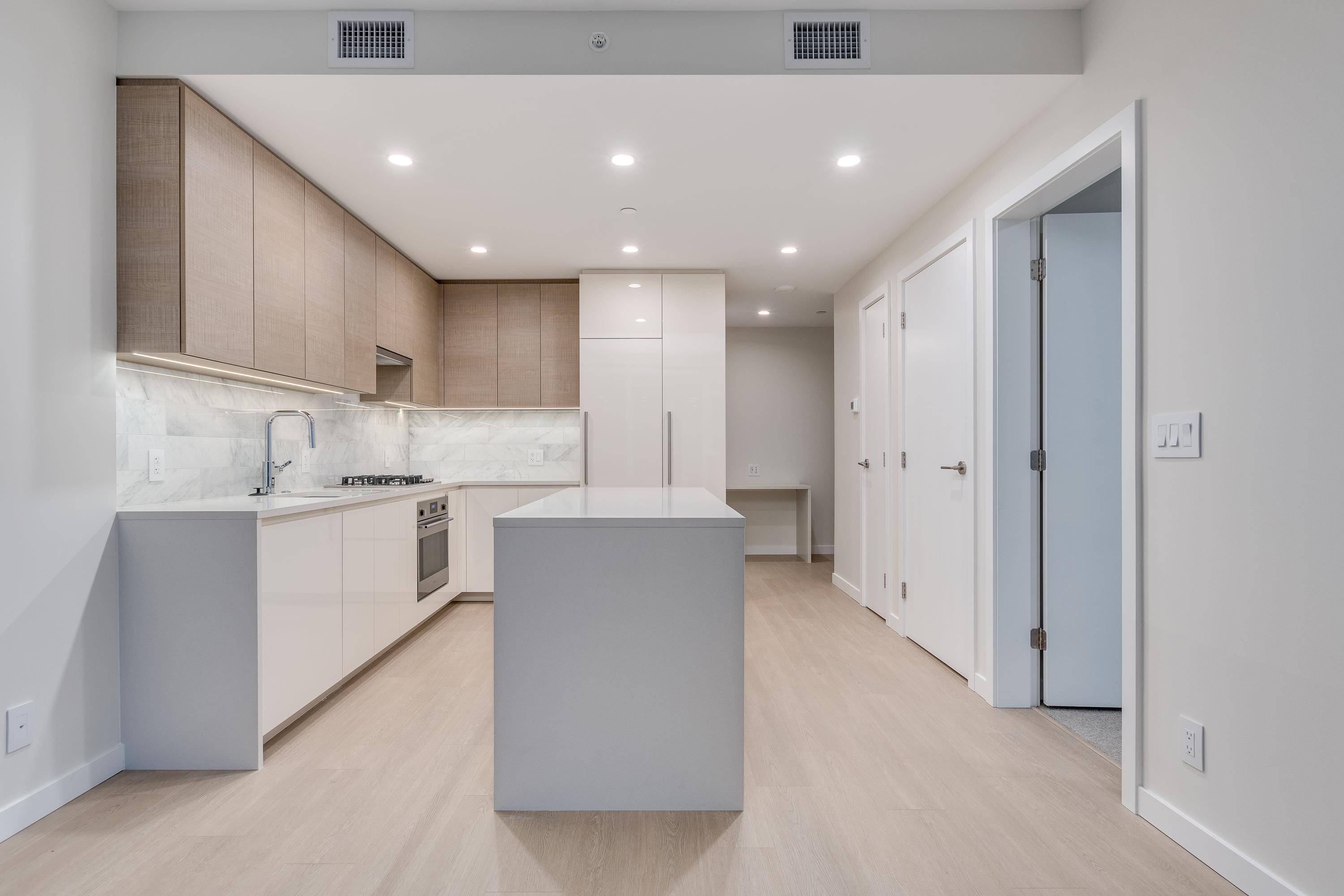 2108 Gilmore AVE #3511 Burnaby, BC V5C 0N8