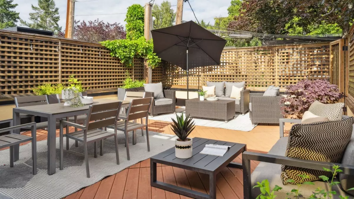 Vancouver, BC V6J 3R9,1312 Maple ST