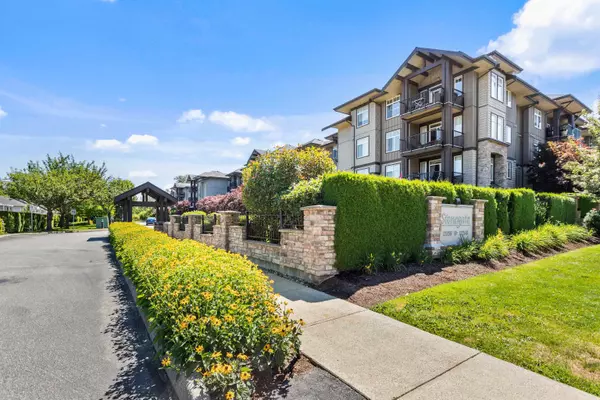 12258 224 ST #218, Maple Ridge, BC V2X 8Y7