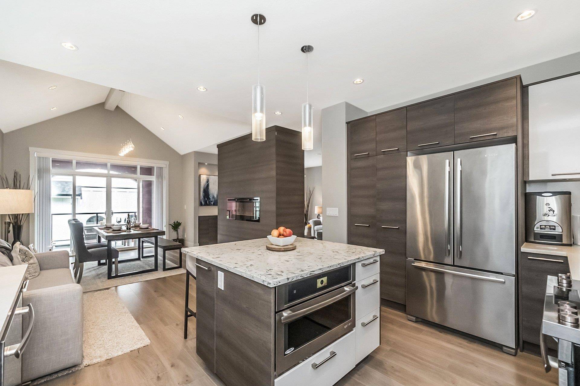 15677 28 AVE #69 Surrey, BC V3Z 0E5
