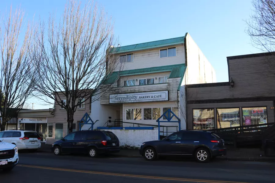 27262 Fraser HWY #201, Langley, BC V4W 3P8