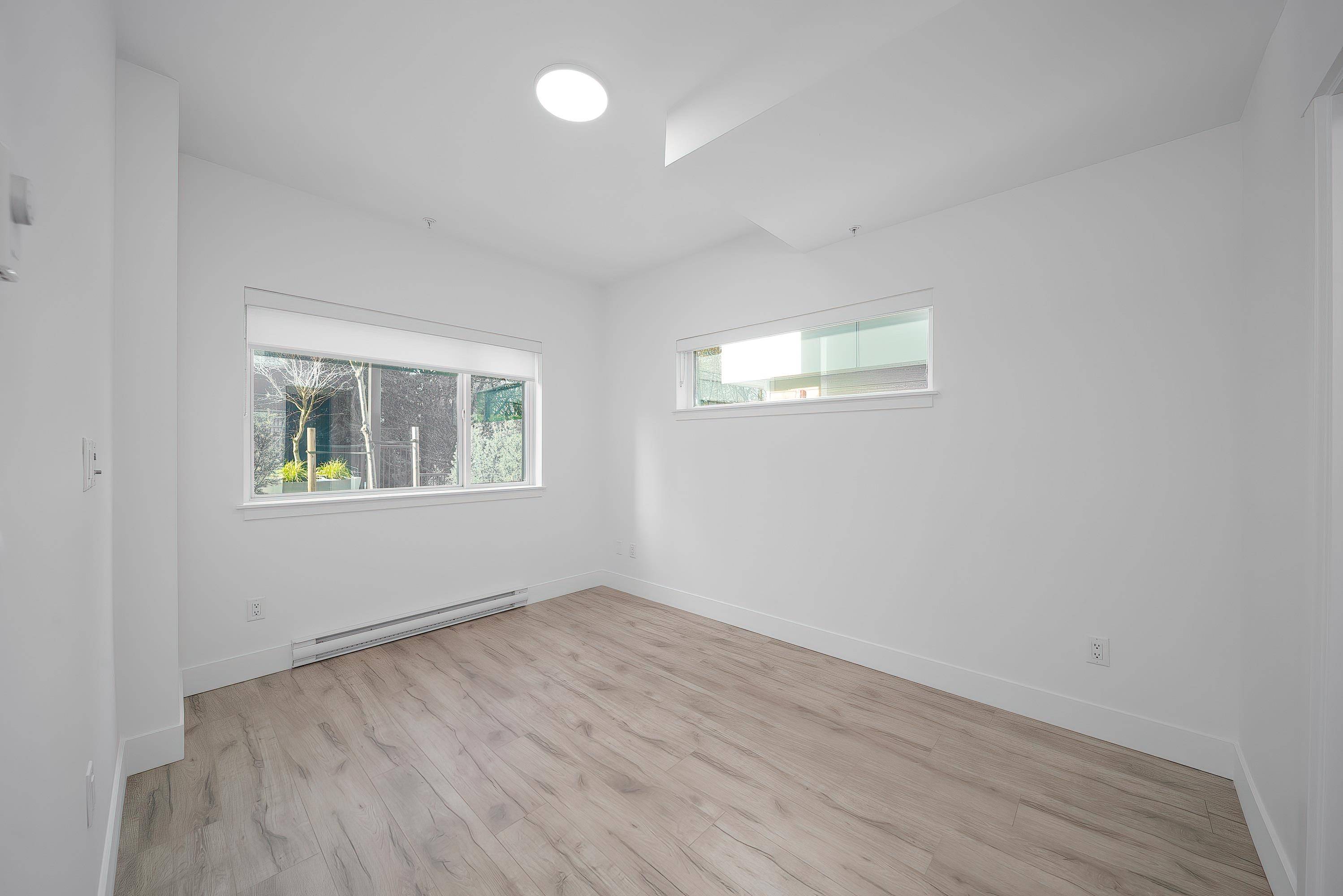 Surrey, BC V3X 1E6,6328 King George BLVD #30