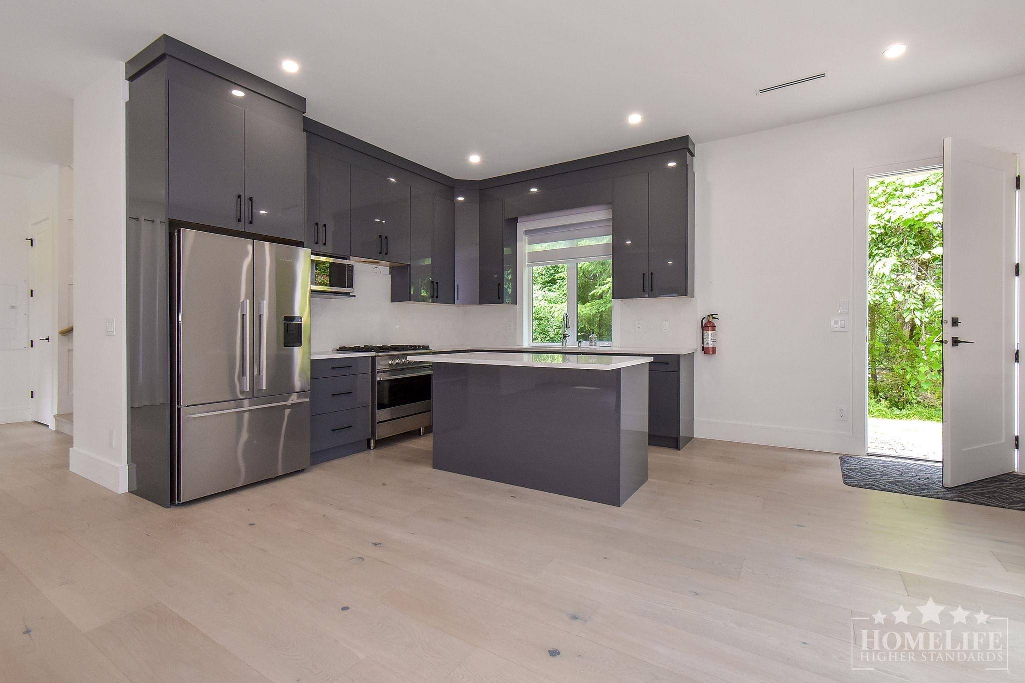 Surrey, BC V3Z 0B3,2608 171 ST #House