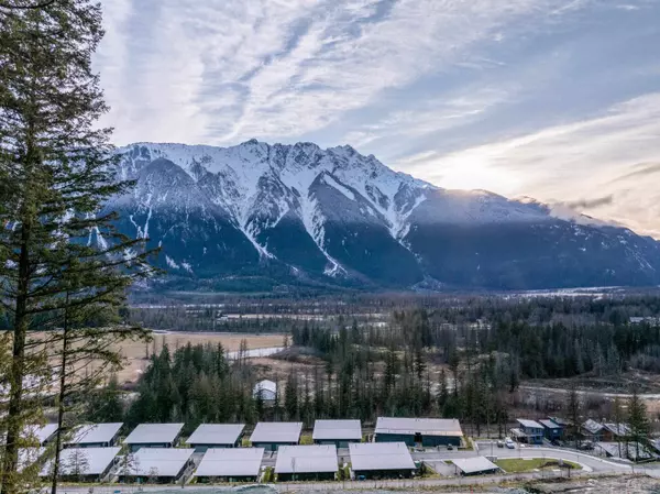 8200 Merlot Peak DR Pemberton, BC V0N 2L0