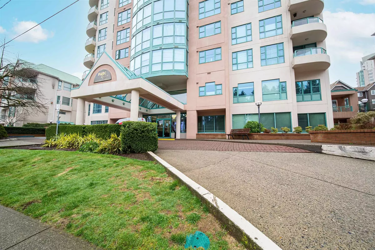 Coquitlam, BC V3B 7R1,3071 Glen DR #1203