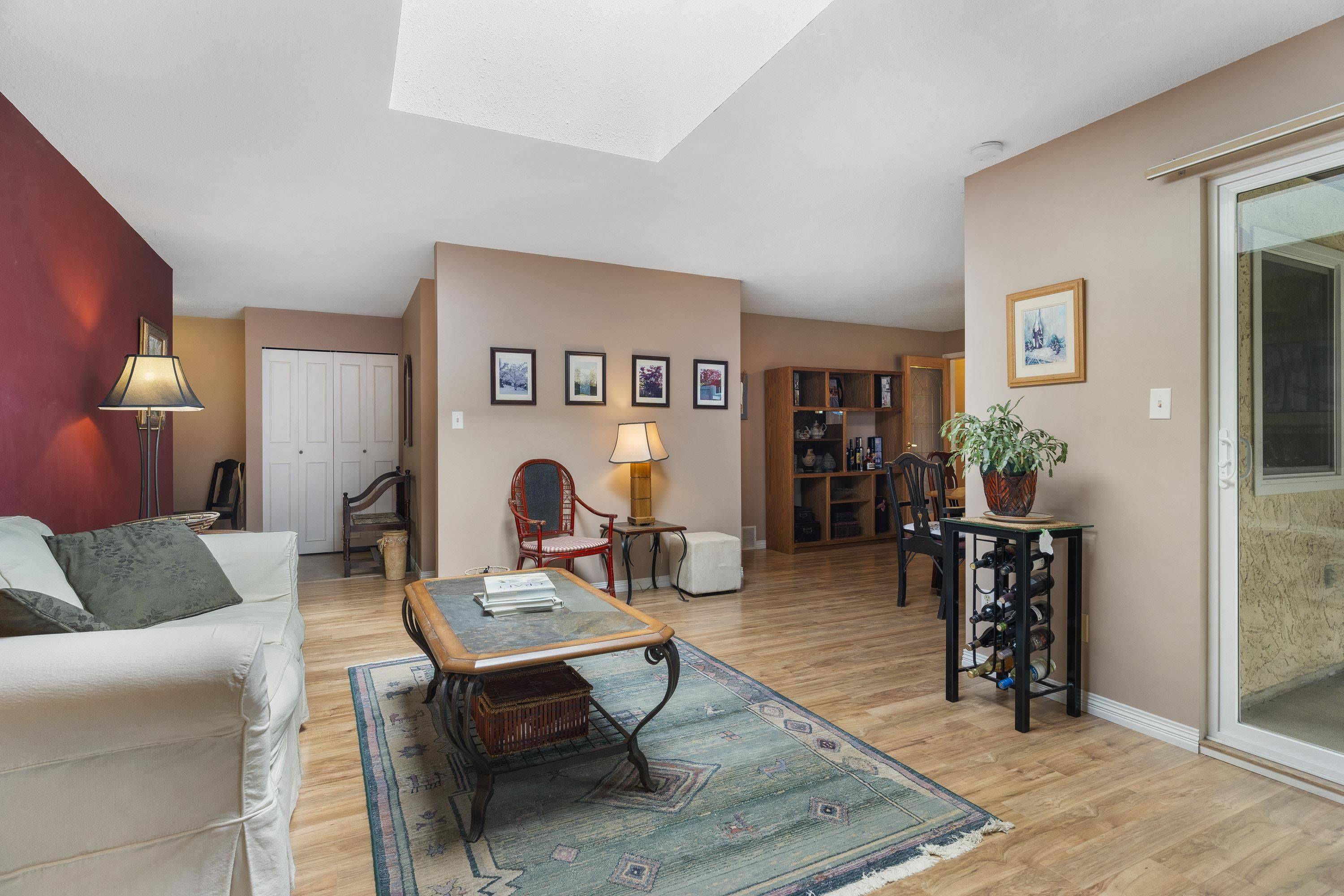 Coquitlam, BC V3B 6A4,3196 Toba DR
