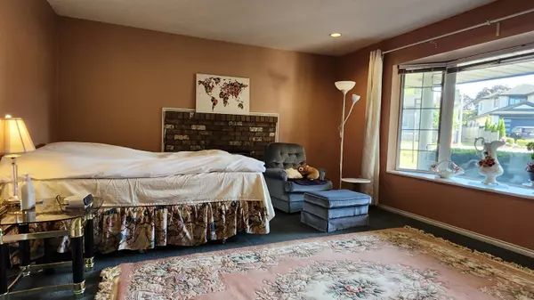 Richmond, BC V7A 3J2,11400 Seafield CRES