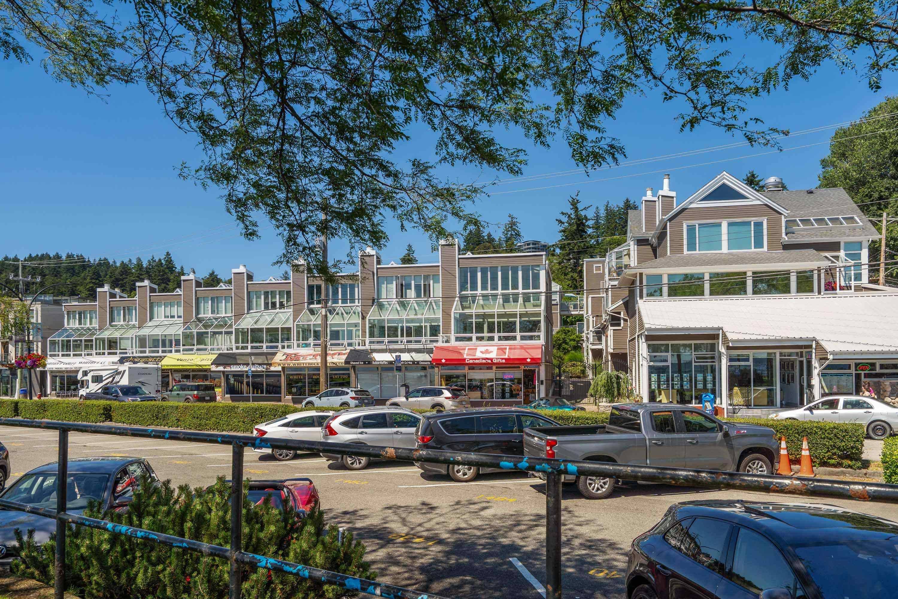White Rock, BC V4B 1C1,1107 Elm ST