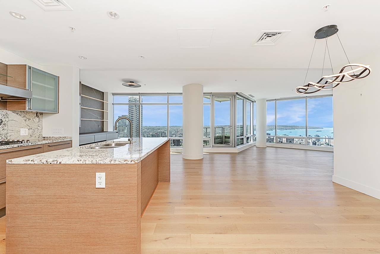 Vancouver, BC V6E 4V2,1111 Alberni ST #3806