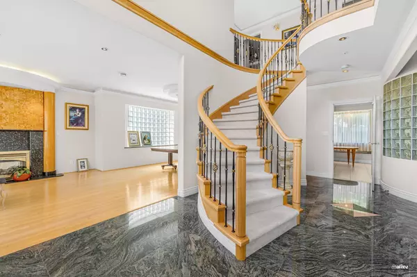 Vancouver, BC V6P 1T1,1463 W 57th ST