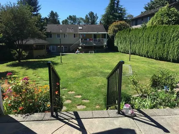 Burnaby, BC V5G 2H8,5565 Gilpin ST