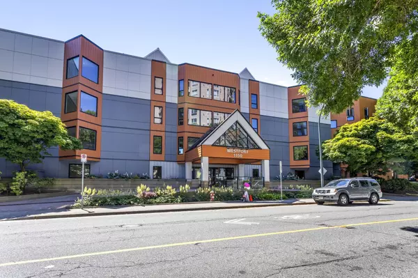 1150 Quayside DR #426, New Westminster, BC V3M 6E1