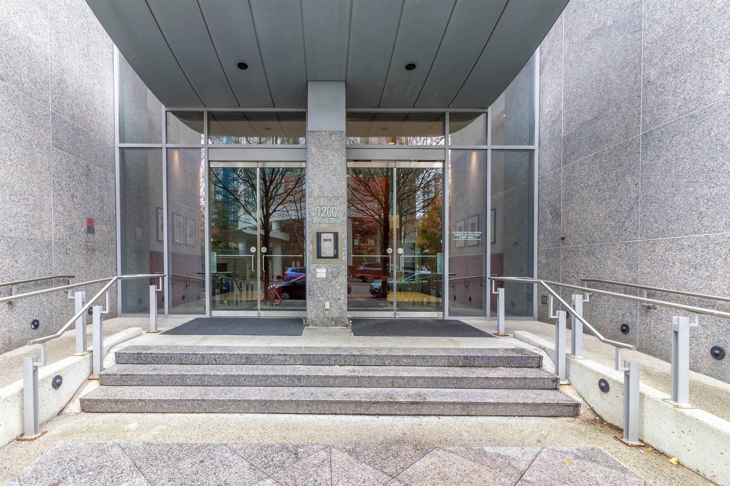 Vancouver, BC V6E 4R2,1200 Georgia ST #1203
