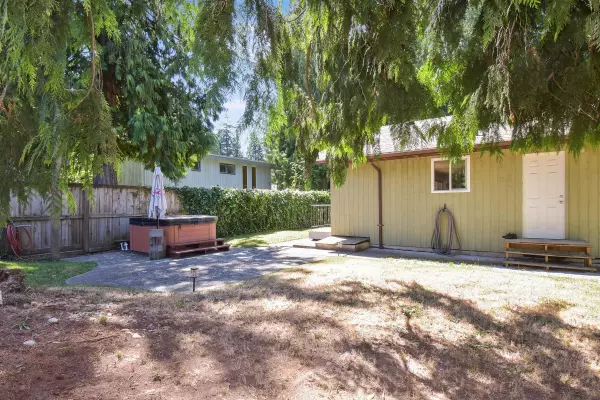 Langley, BC V3A 2A1,3858 205a ST