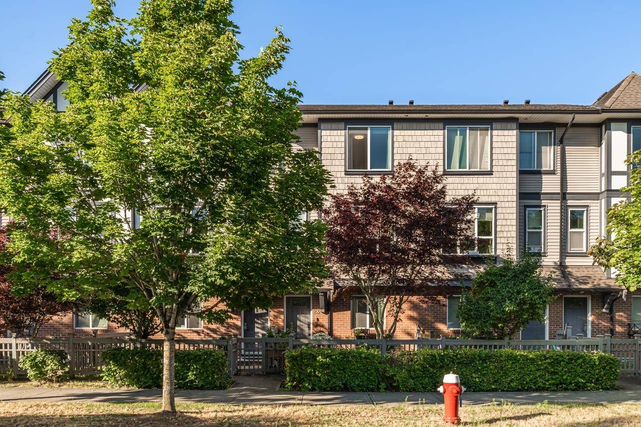 9533 Tomicki AVE #23, Richmond, BC V6X 0E5