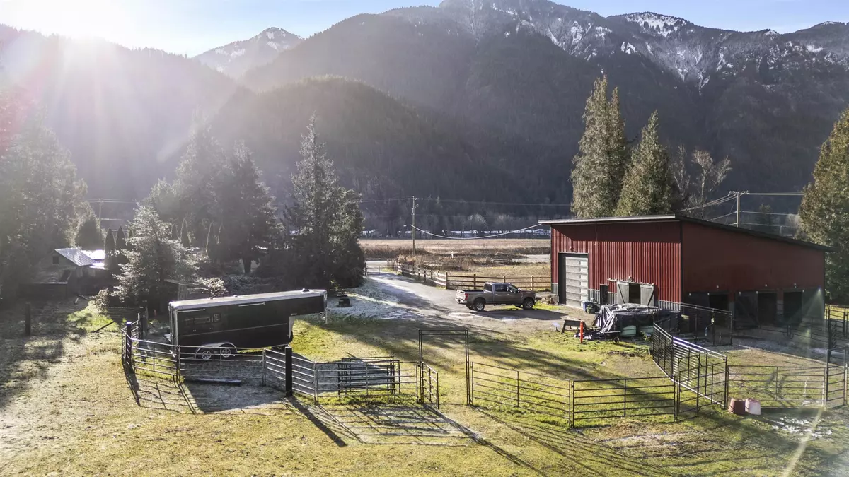 Hope, BC V0X 1L2,19640 Bristol Slough RD