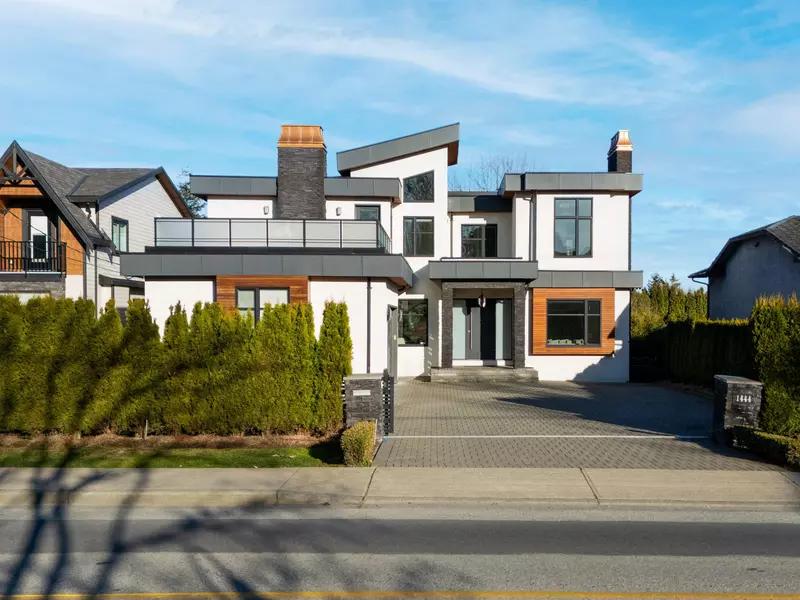 1444 160 ST, Surrey, BC V4A 4W9