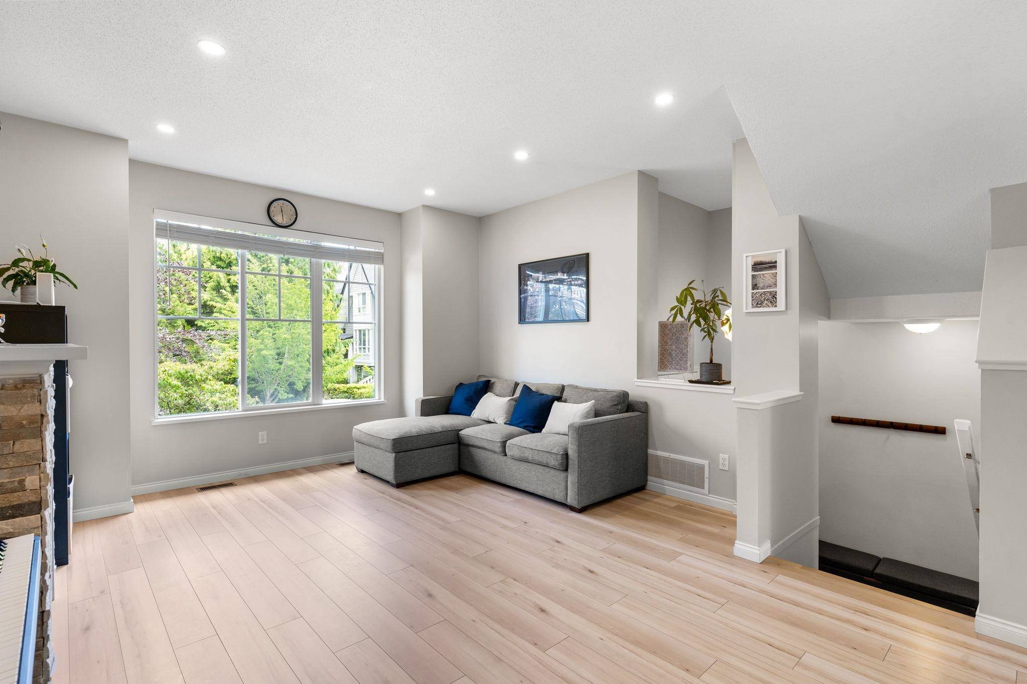 Richmond, BC V6Y 4J8,7233 Heather ST #18