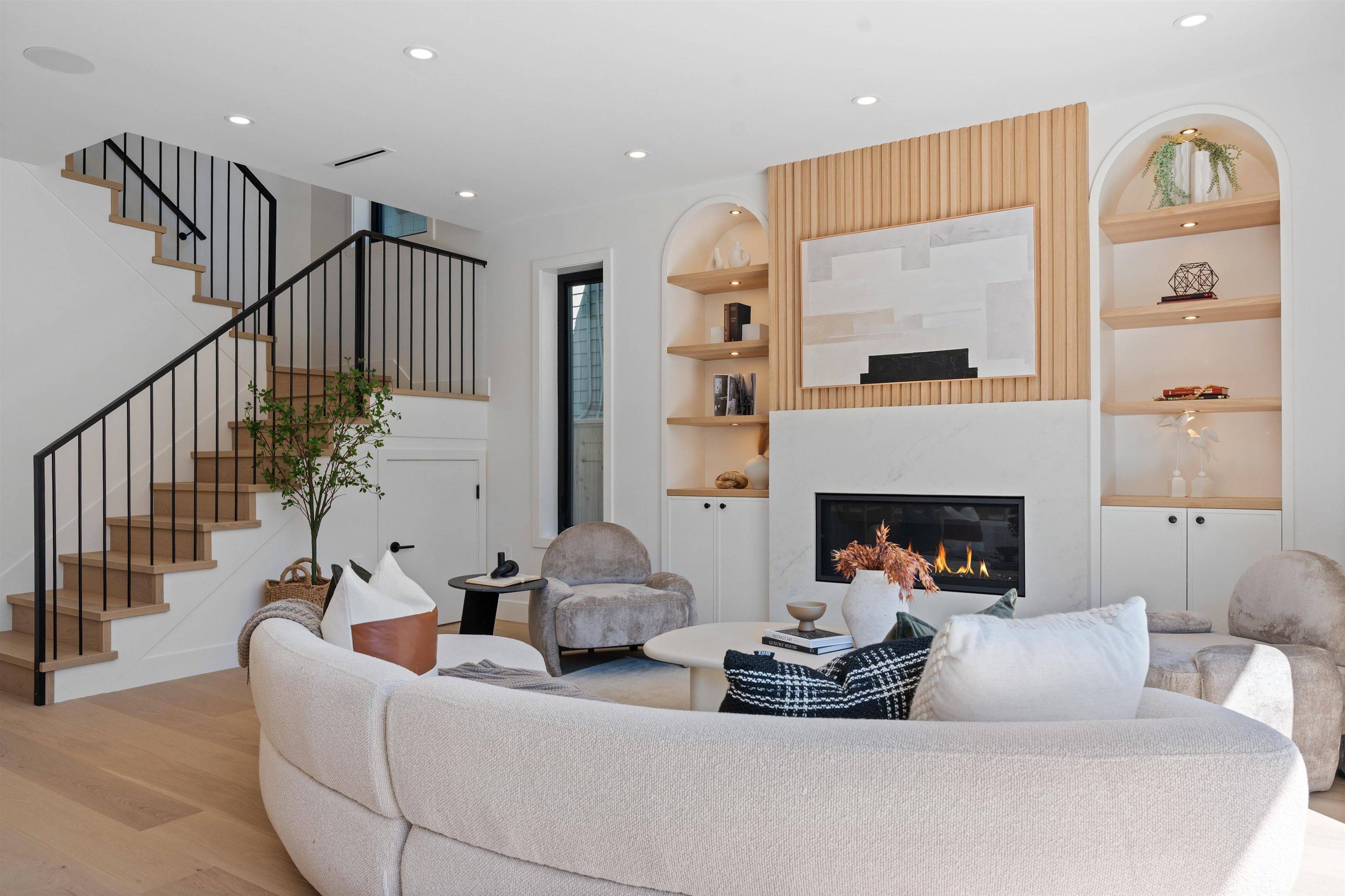 Vancouver, BC V6K 2P9,2846 West 12th AVE #2