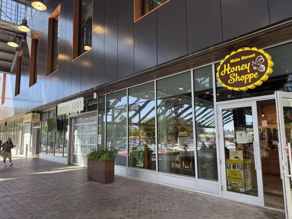 162 Victory Ship WAY #507 North Vancouver, BC V7L 0B4