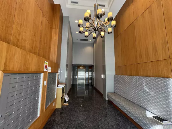 162 Victory Ship WAY #507 North Vancouver, BC V7L 0B4