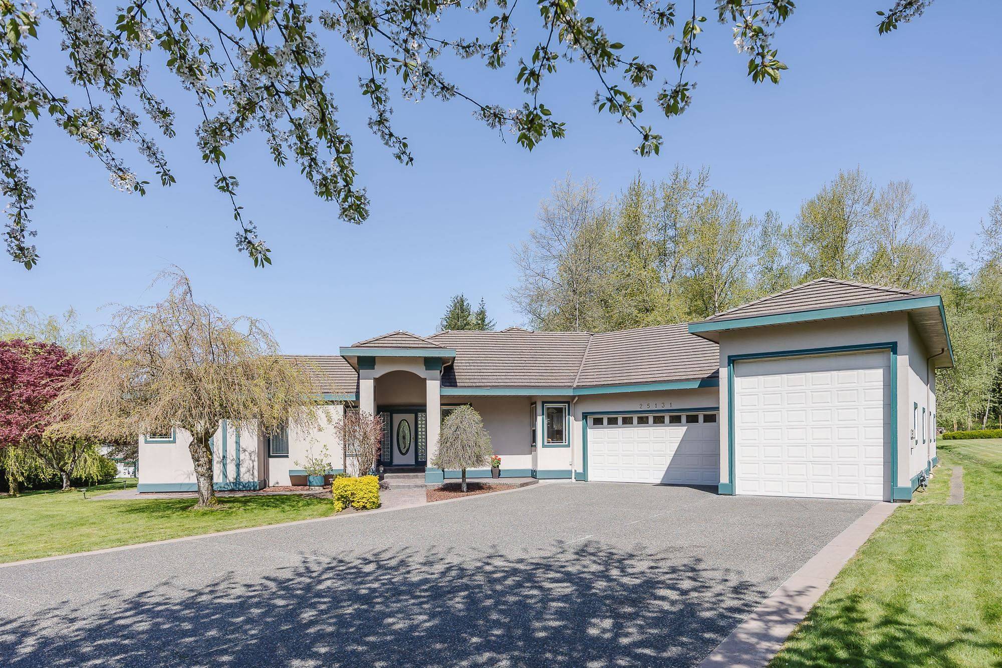 25131 130 AVE, Maple Ridge, BC V4R 2G1