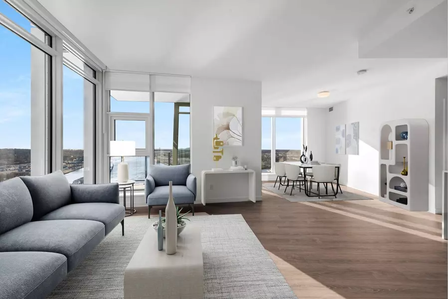 680 Quayside DR #4008, New Westminster, BC V3M 0P2