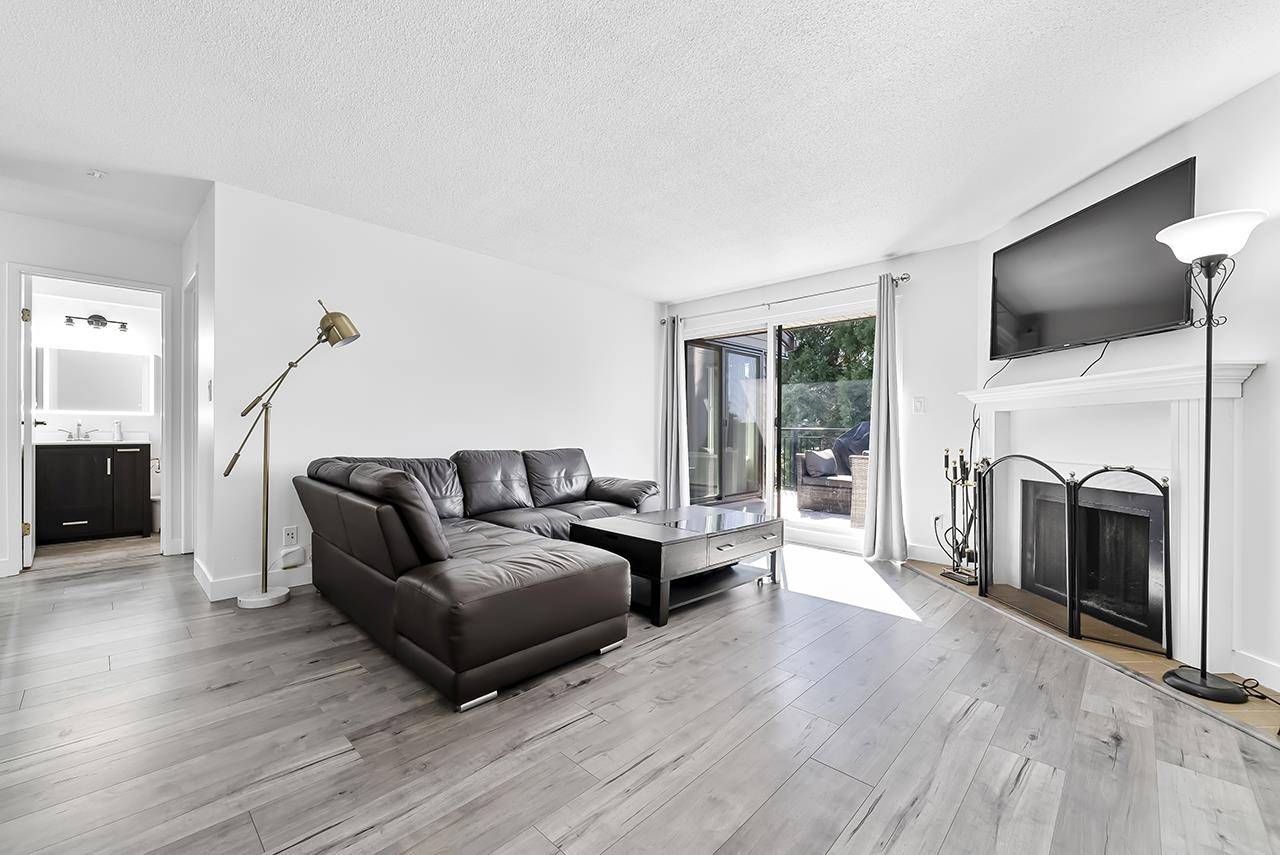 7871 No. 1 RD #301 Richmond, BC V7C 1T7